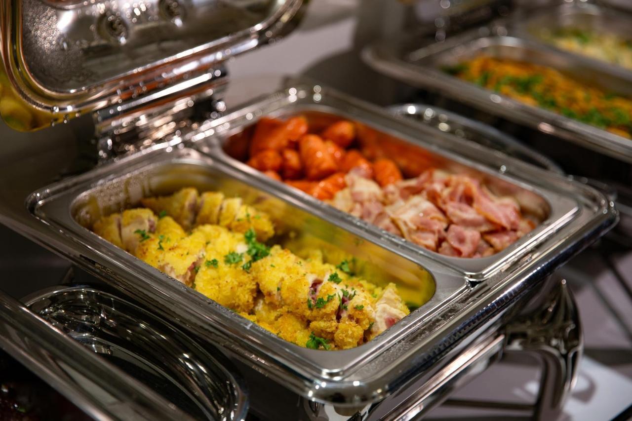 Hanoi Fiesta Central Hotel And Spa Екстериор снимка